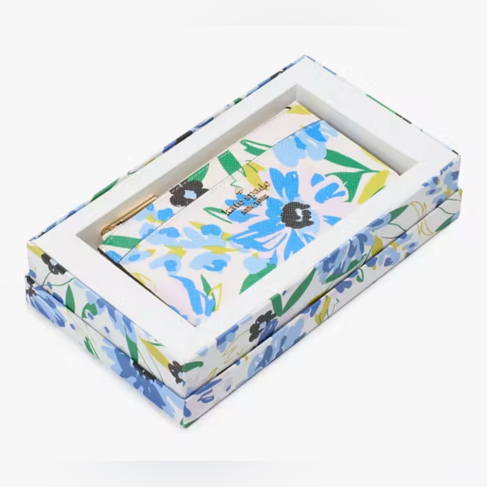 Kate Spade Boxed Madison Floral Large Slim Cardholder.